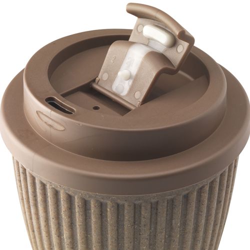 To go krus lavet af kaffebønner - Billede 3